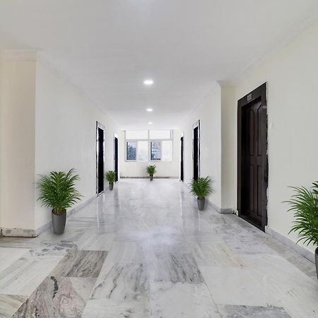 Oyo Dharani Grand Hotell Khammam Exteriör bild